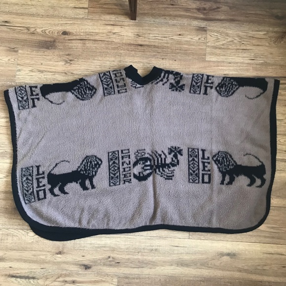 Astrological Cancer / Leo Cape - Picture 7 of 8